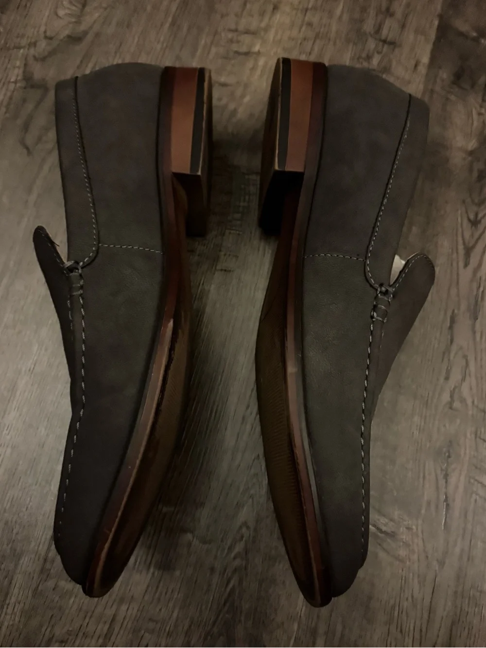 Nine West Men's Size 11 Gray Suede Slip-On Dress Loafers Almond Toe Stitched
